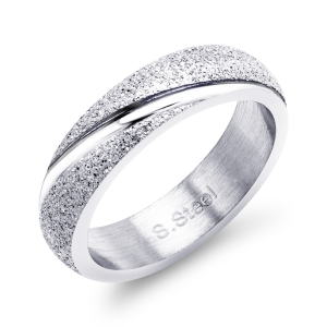 Elegantni prsten od pjeskarenog kirurškog čelika ES 110